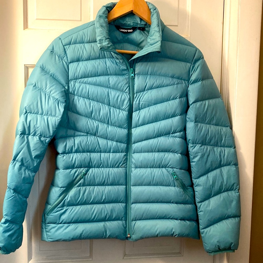 Land’s End women’s Small blue puffer coat.  Only worn a handful of times.